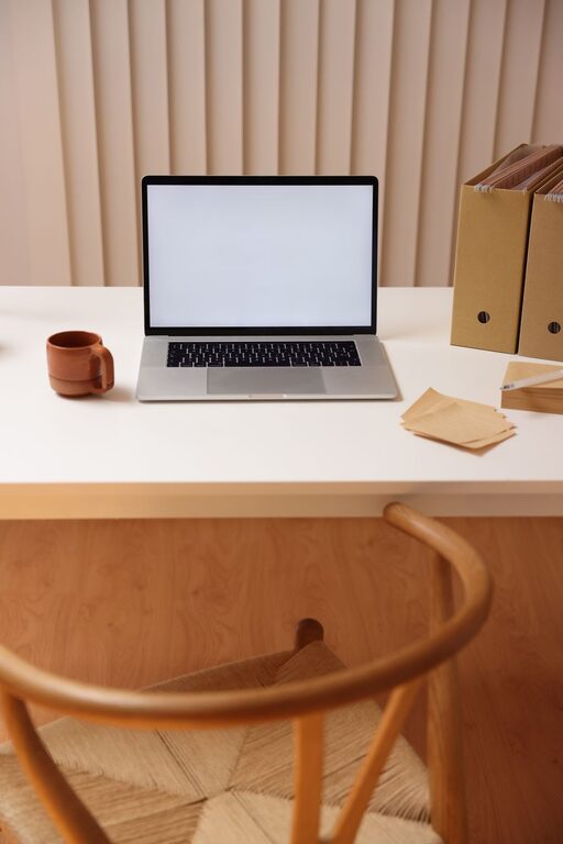 How to Declutter Your Digital Life for More Focus and Ease